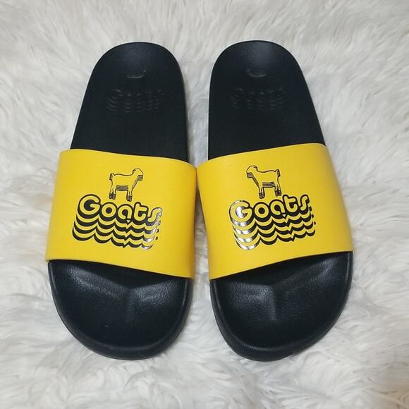 NWOT Goats Yellow and black Pool Slide Sandals - Picture 1 of 4